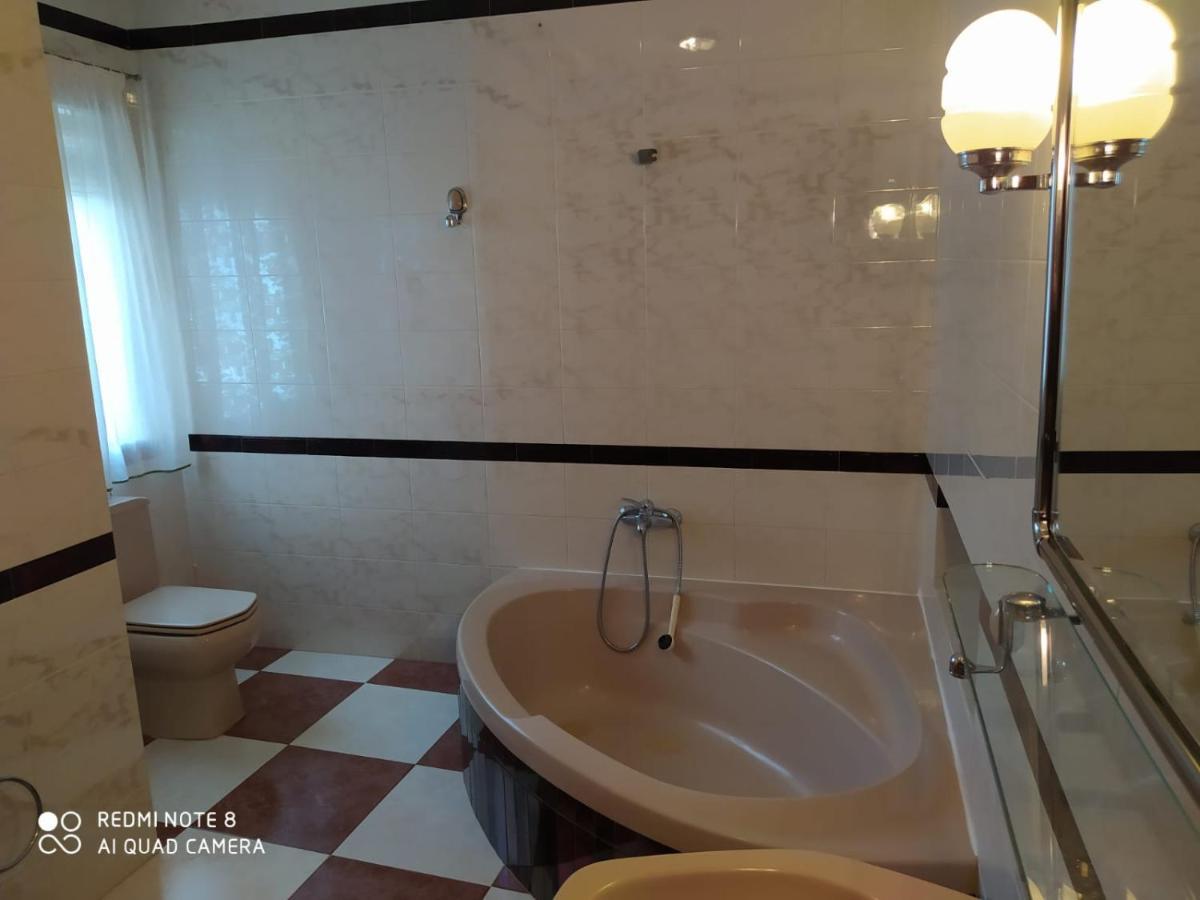 شقة La Casa Del Montero إل بيدروسو المظهر الخارجي الصورة